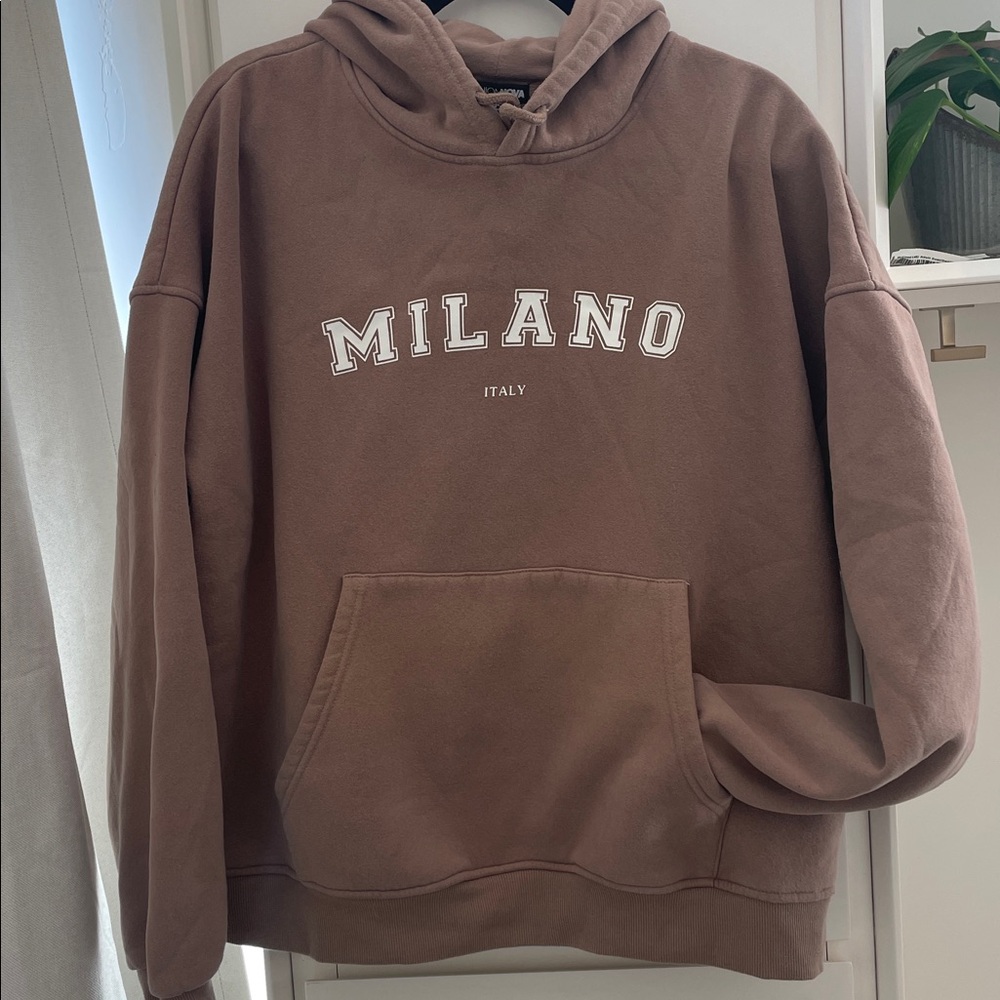 Milano Italy Fashion Nova Mocha Brown Hoodie. 55% Cotton blend size 2X. Soft!GUC